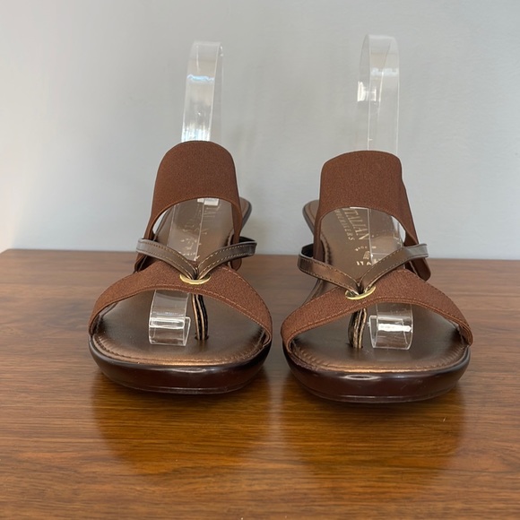 ITALIAN SHOEMAKERS ELASTIC WEDGE SANDALS - Picture 4 of 14